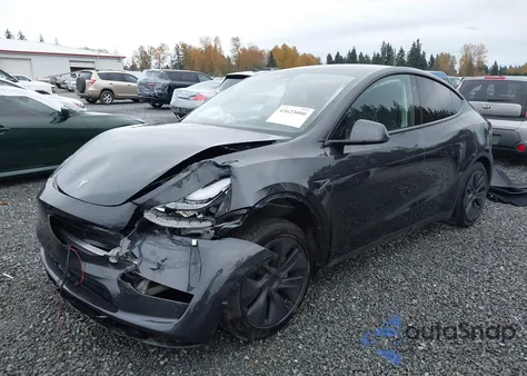 2025 Tesla Model Y Long Range Dual Motor Rear-Wheel Drive from USA, damaged, VIN 7SAYGDED5SF258801